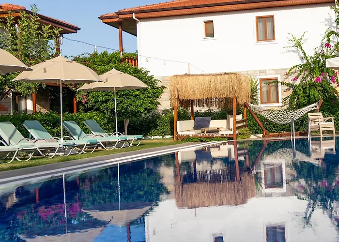 호텔 Karaincir Datca 3*